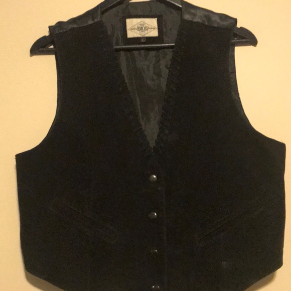 Genuine Leather Suede Look Vest - Picture 7 of 10